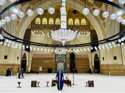 Across the Causeway: Bahrain to Saudi Arabia Private Cultural Day Tour