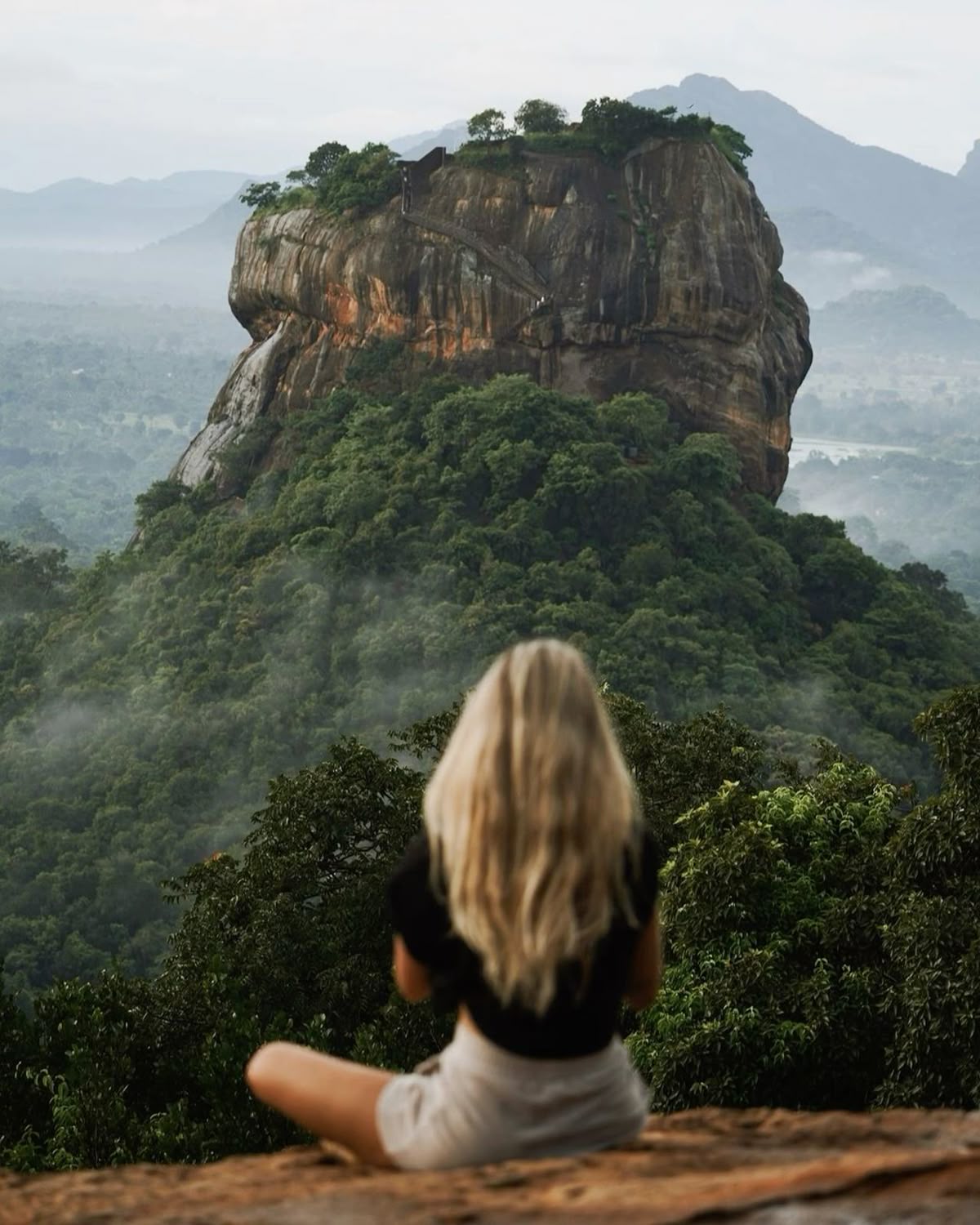 4D Sri Lanka Express Discovery: Culture, Tea & Scenic Beauty