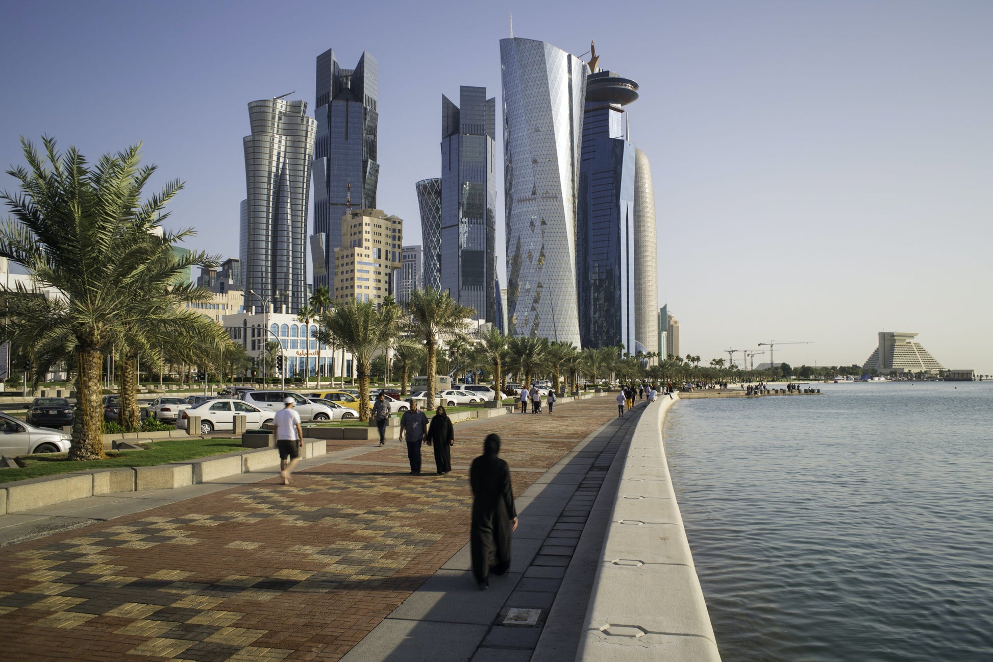 Discover Doha’s Hidden Soul: Culture, Coastlines & Timeless Arabian Charm in 4 Hours