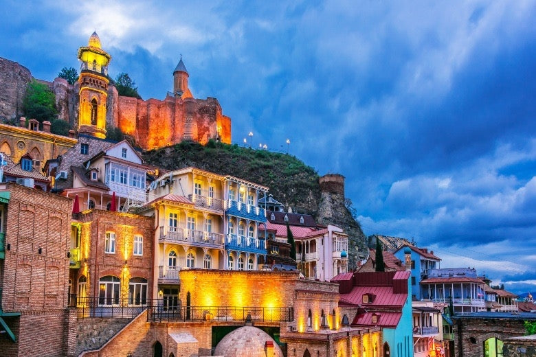 10 Days Wonders of Caucasus Tour: Baku, Sheki, Tbilisi, and Yerevan Private Escapes