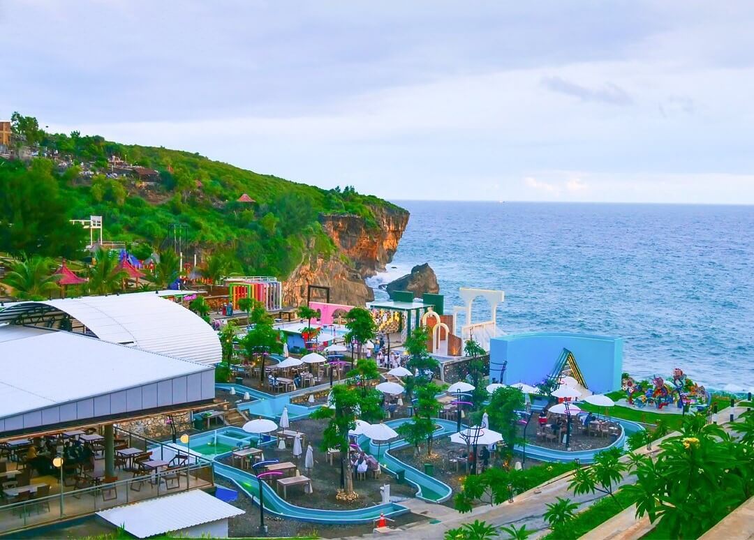 Image of The Exotic Southern Coastline