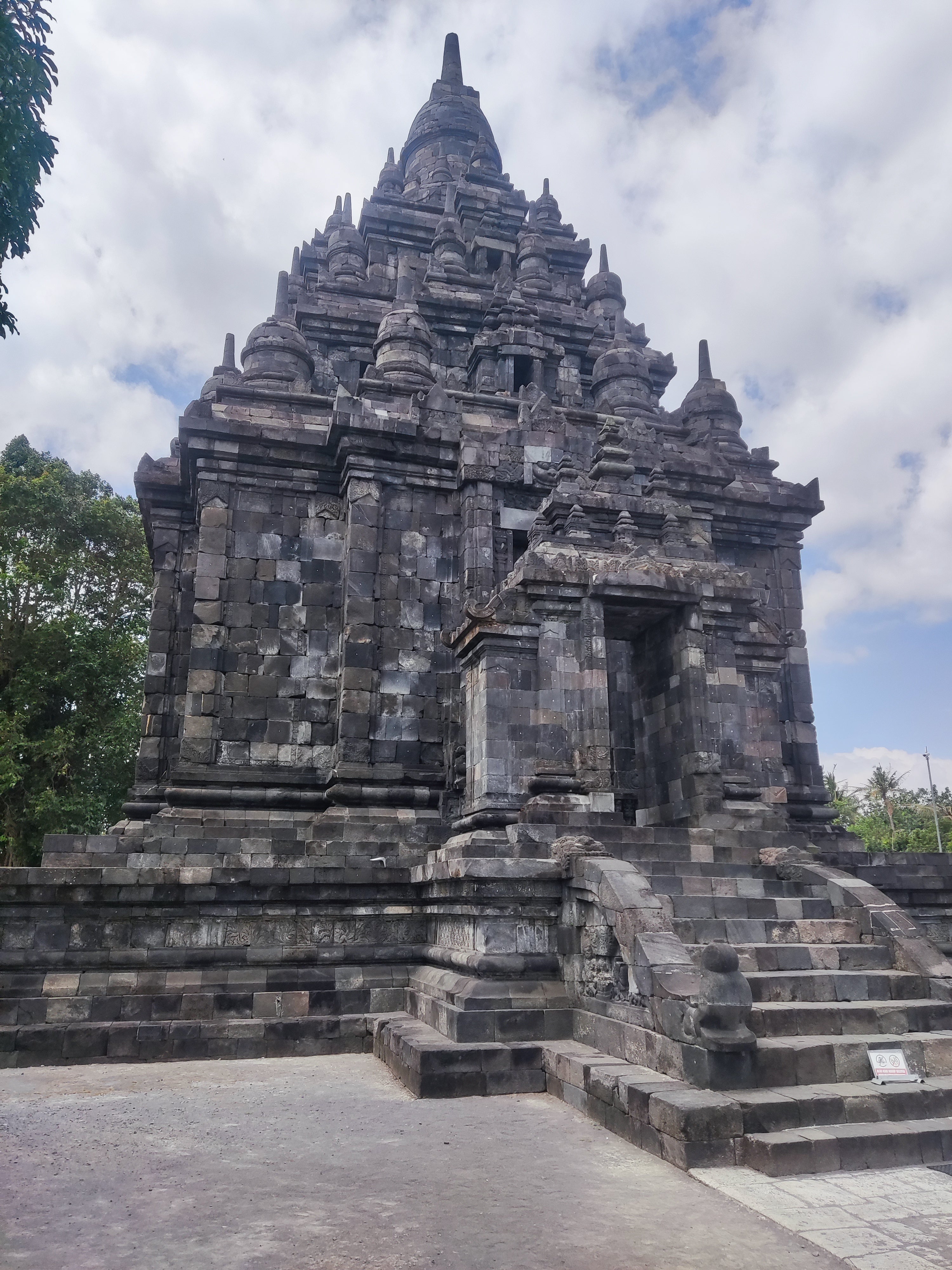 Image of Yogyakarta Heritage Day Tour: Sultan Palace, Water Castle, Candi Sojiwan, and Candi Prambanan