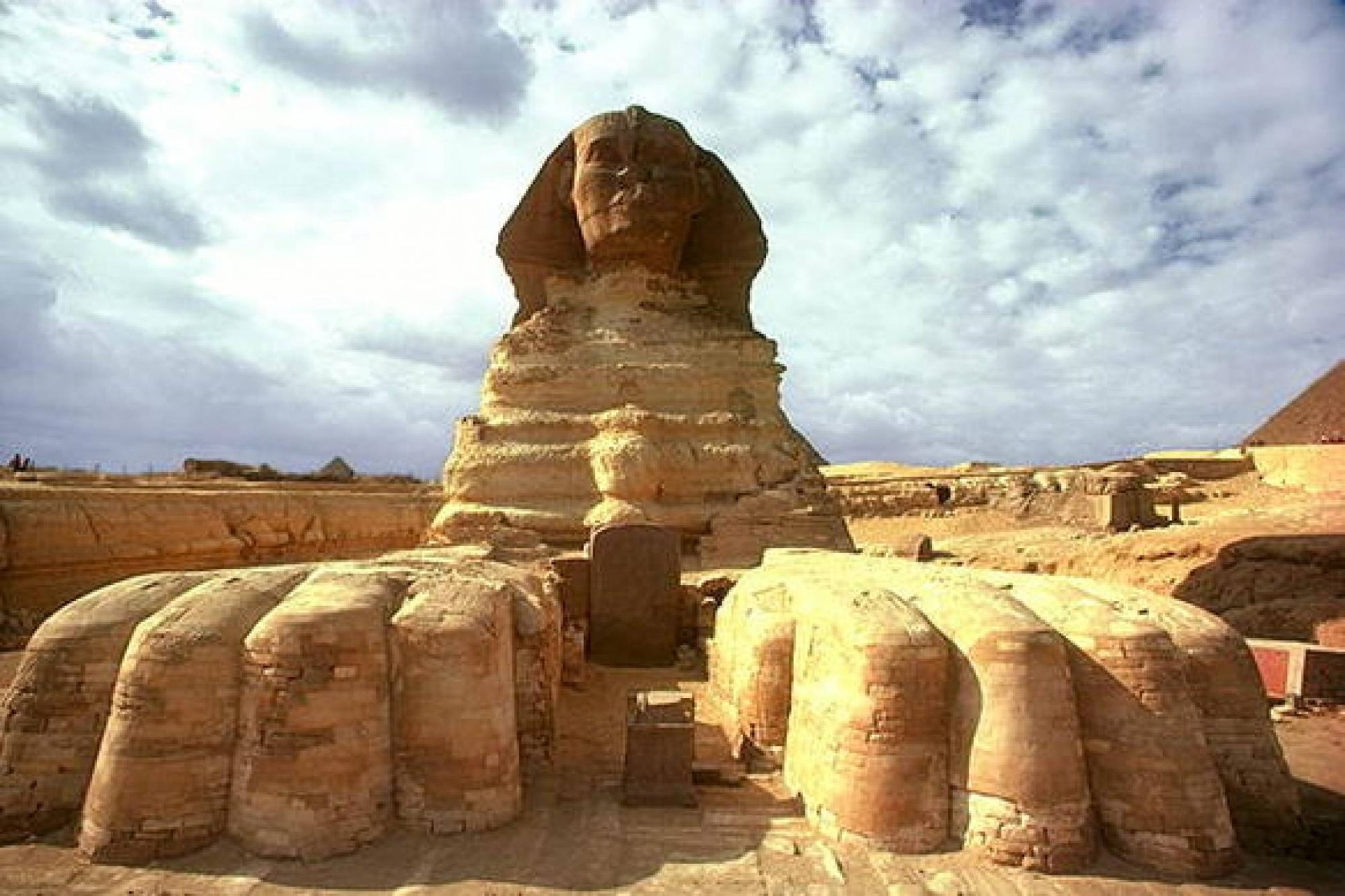 Overnight Cairo Tour from Alexandria — Pyramids, Sakkara & Egyptian Museum
