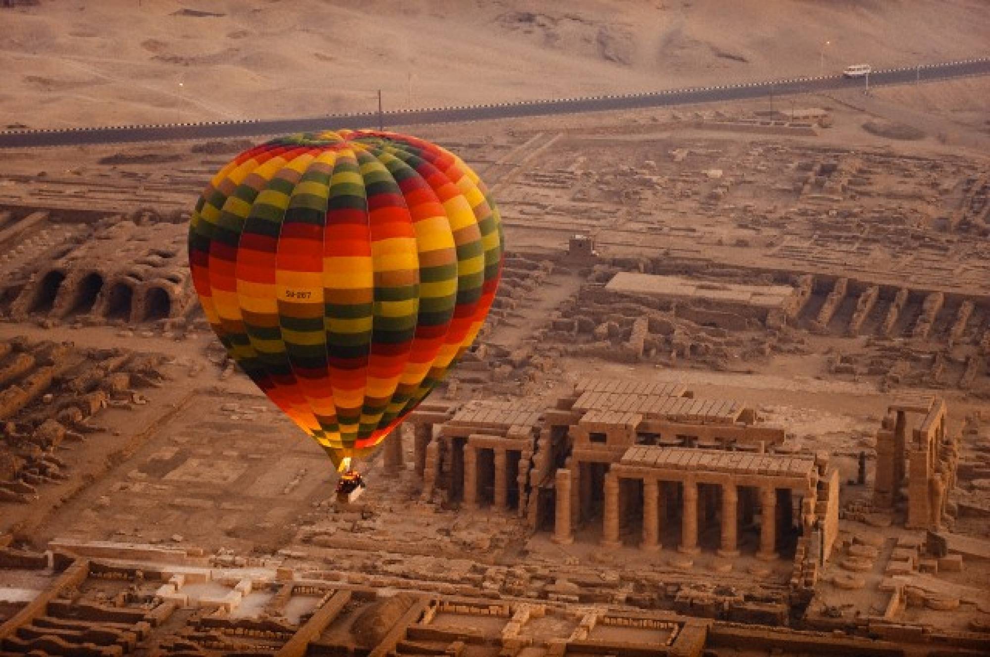 Image of Explore Giza & The Valley of the Kings: 5-Day Cairo-Luxor Sleeper Train Package