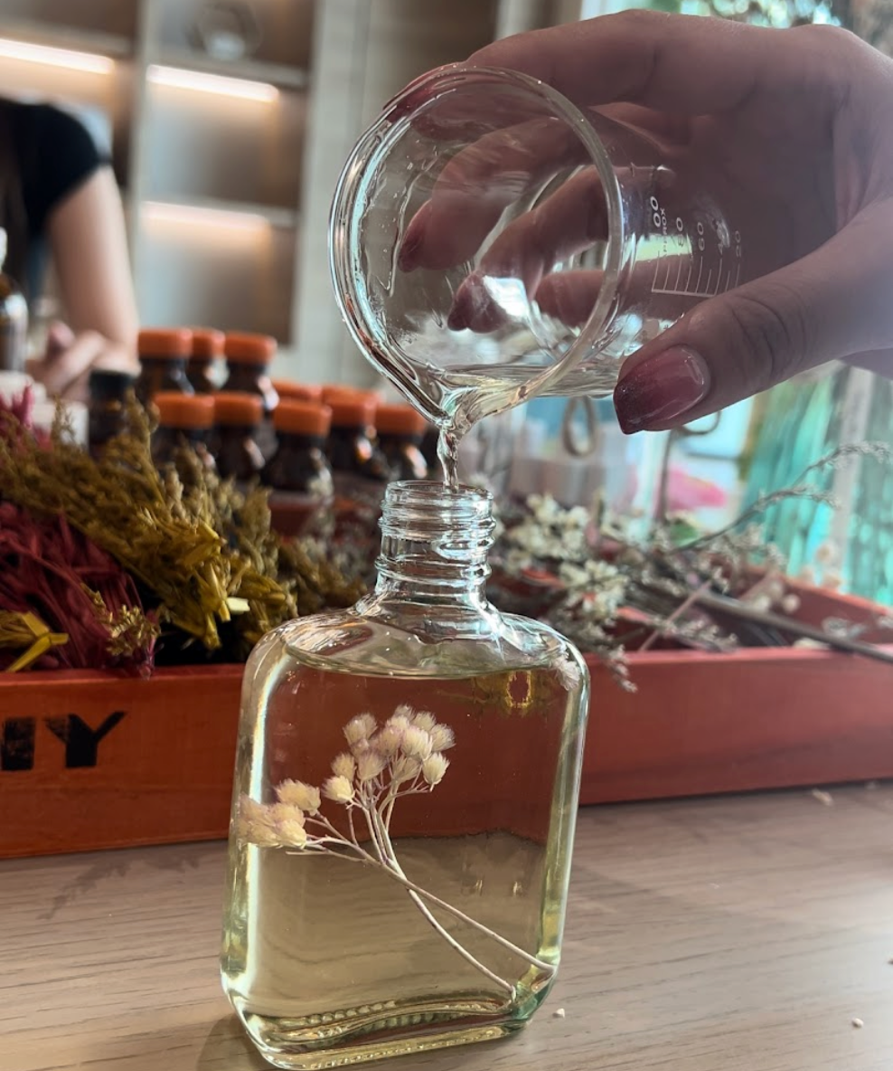 Hands-On Thai Wellness Workshop: Yadom Herbal Inhaler & Aroma Diffuser DIY