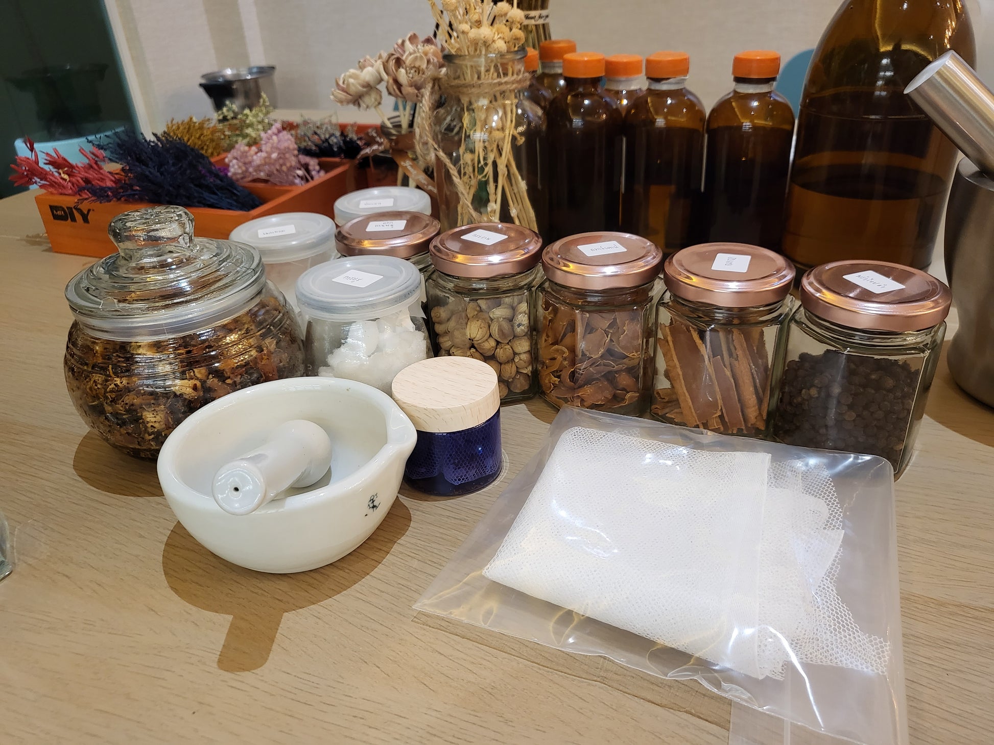 Hands-On Thai Wellness Workshop: Yadom Herbal Inhaler & Aroma Diffuser DIY