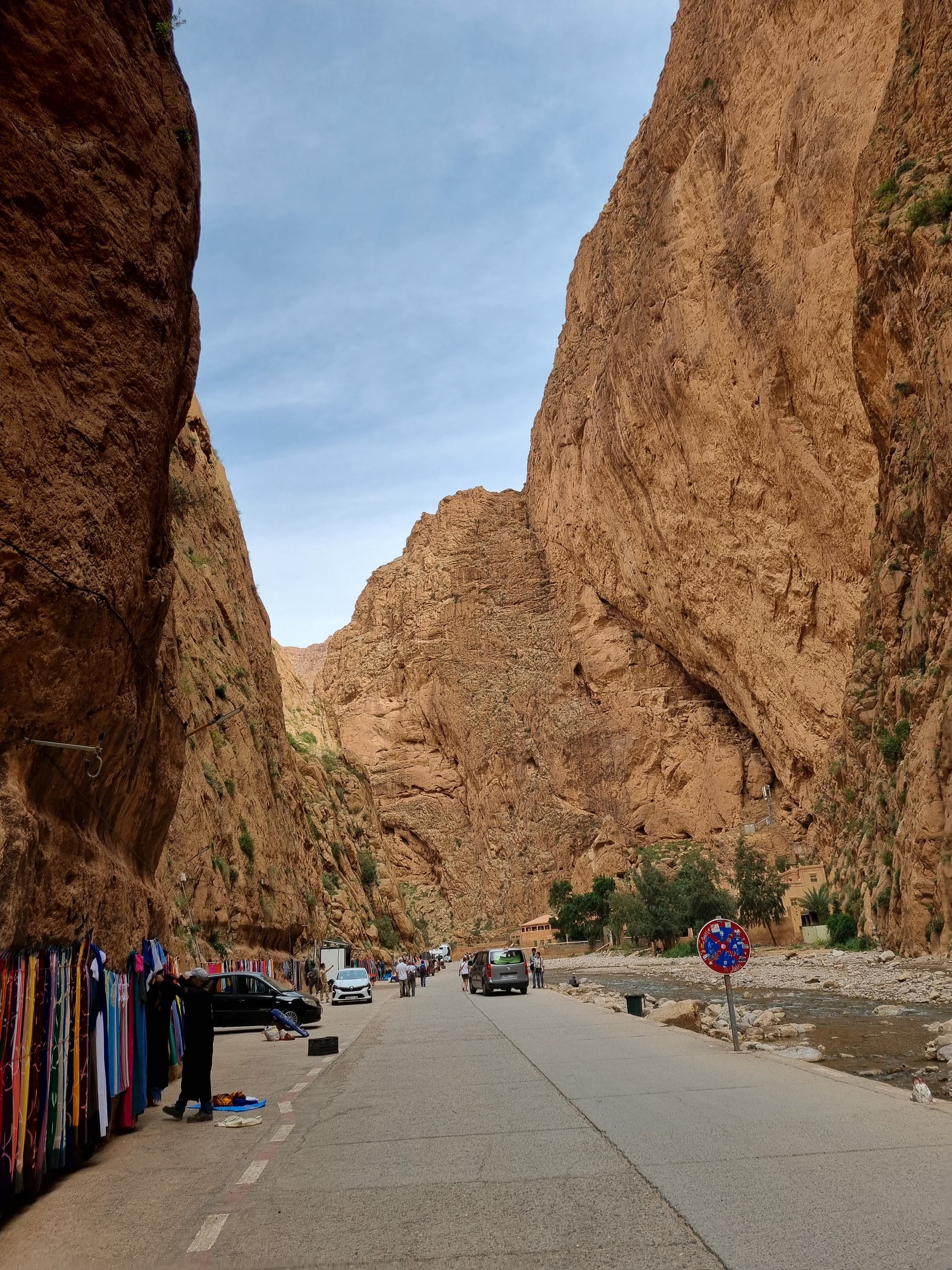 4-Day Sahara Odyssey: Marrakech to Fes via Erg Chebbi