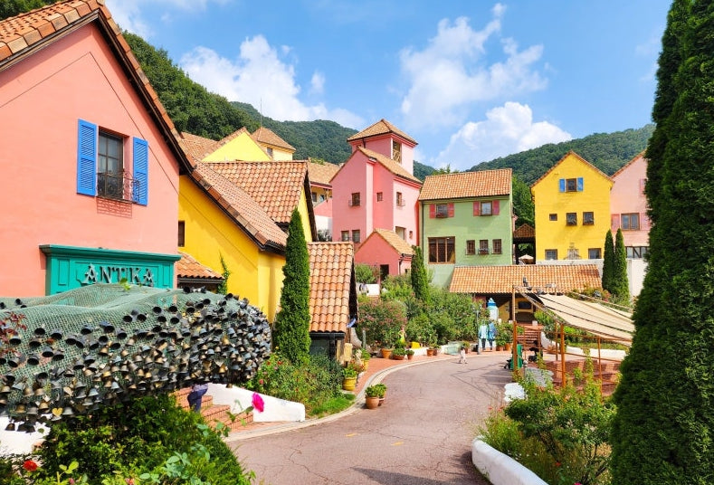 5D Magical Korea Escape: Nami Island, Seoul Highlights & Everland Fun [Muslim-Friendly]