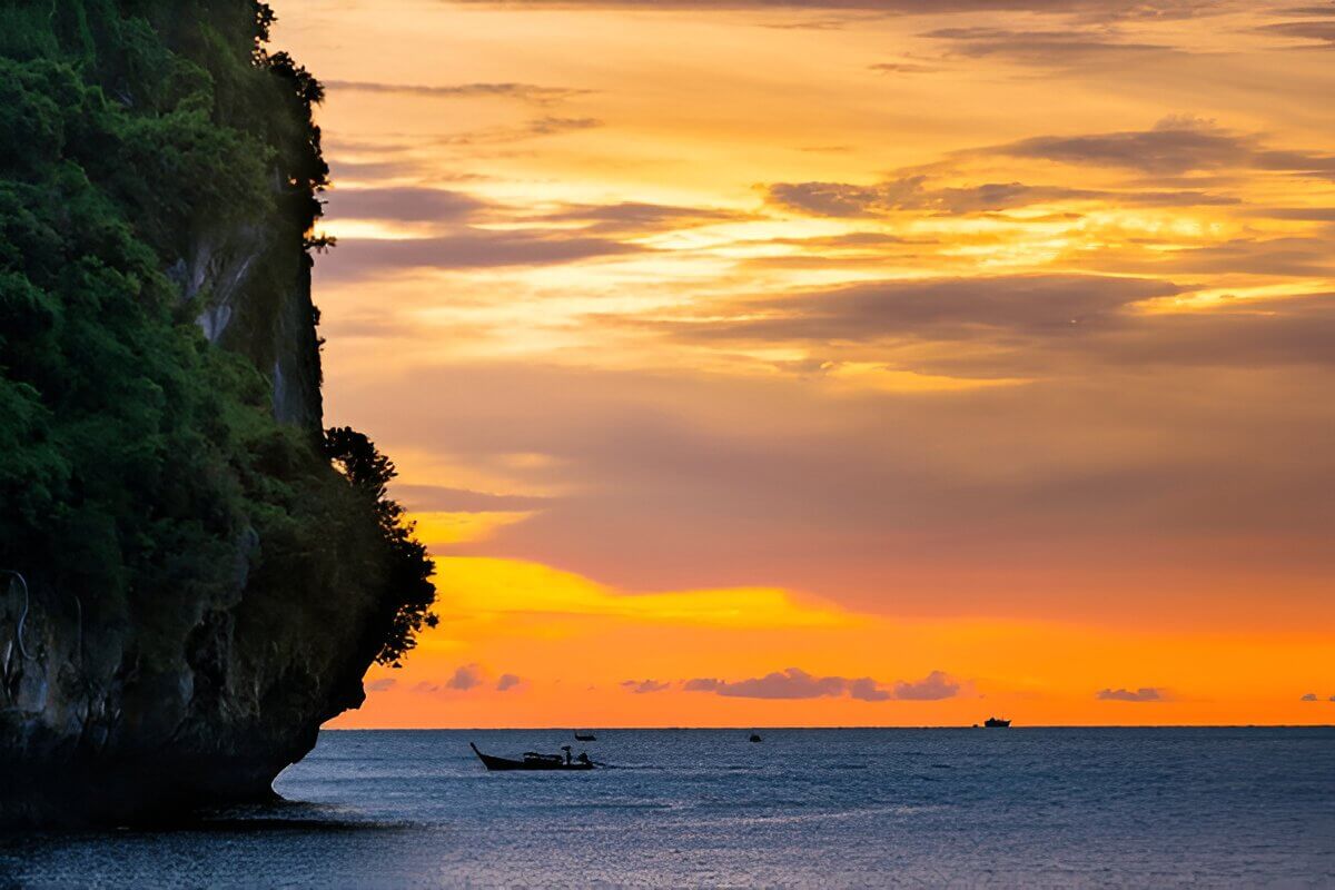 Krabi: Half Day - 4 Island Hopping - Luxury Longtail Boat (Afternoon)