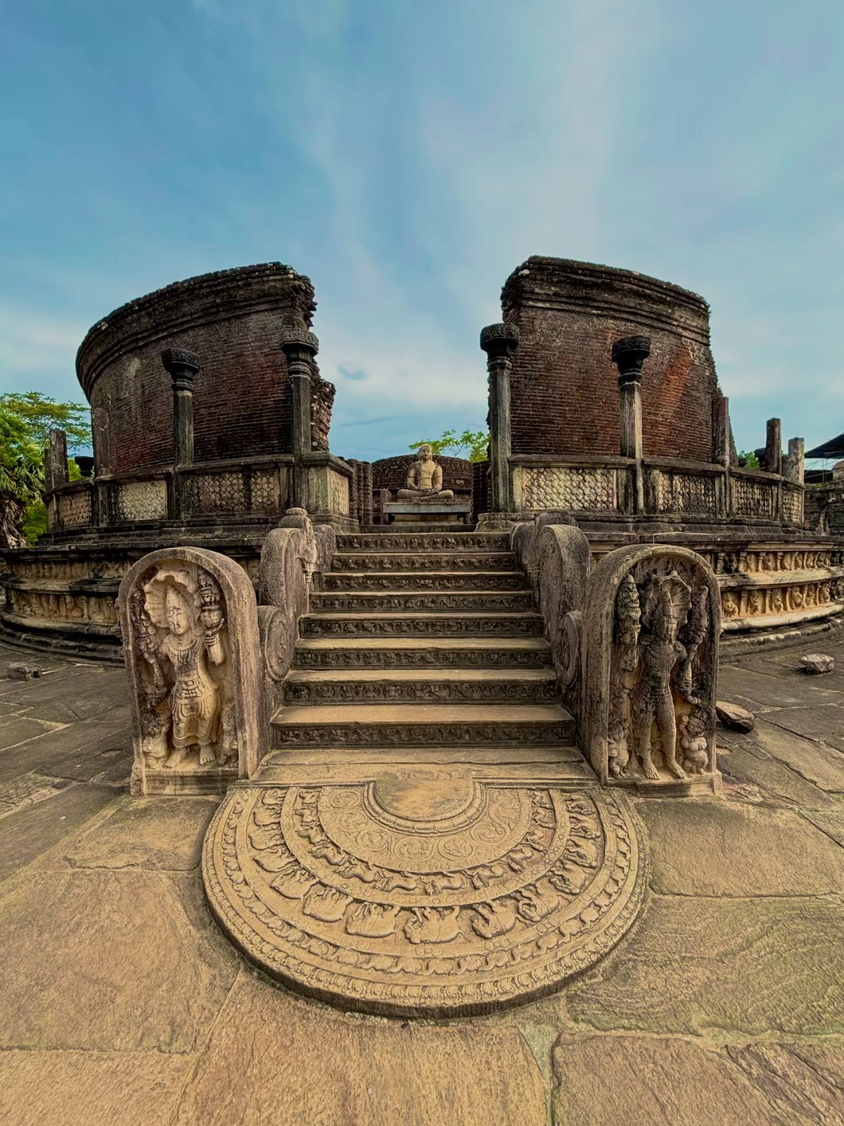 Pearl of the Indian Ocean: 10-Day Sri Lanka Heritage & Nature Journey