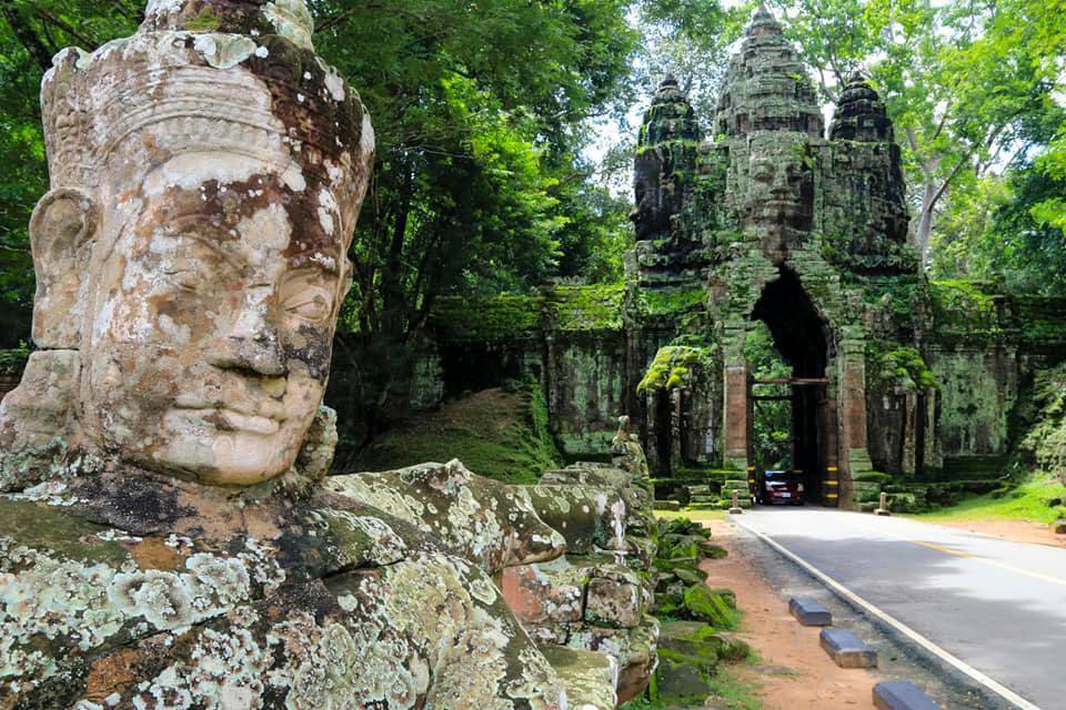 Cambodia: 3 Day Angkor Wat Biking Tour