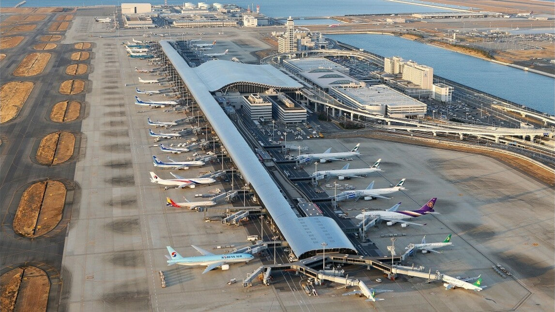 Image of Osaka Private Hotel to KIX Airport Transfer