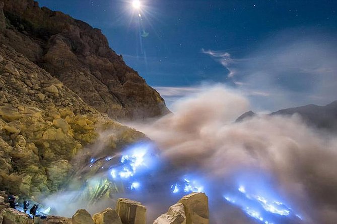 Image of 2D Ultimate Mount Bromo and Ijen Blue Fire Tour from Surabaya or Malang