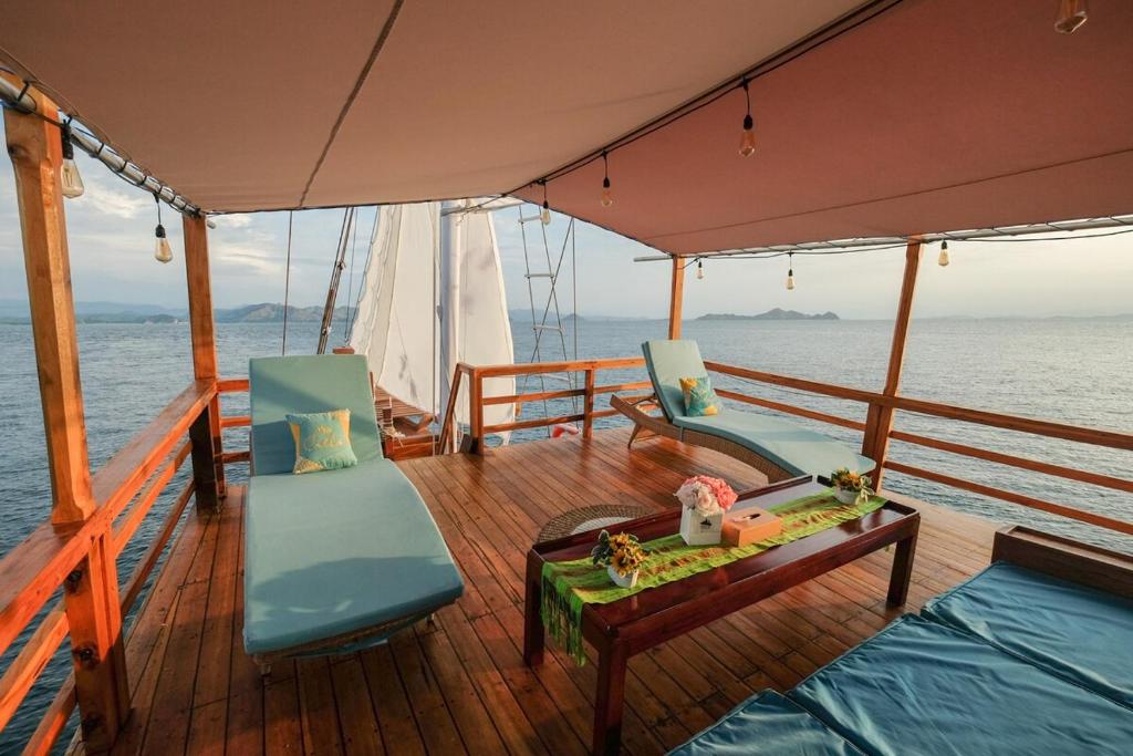 Image of Komodo National Park Premium Sailing – Semi Phinisi Tour