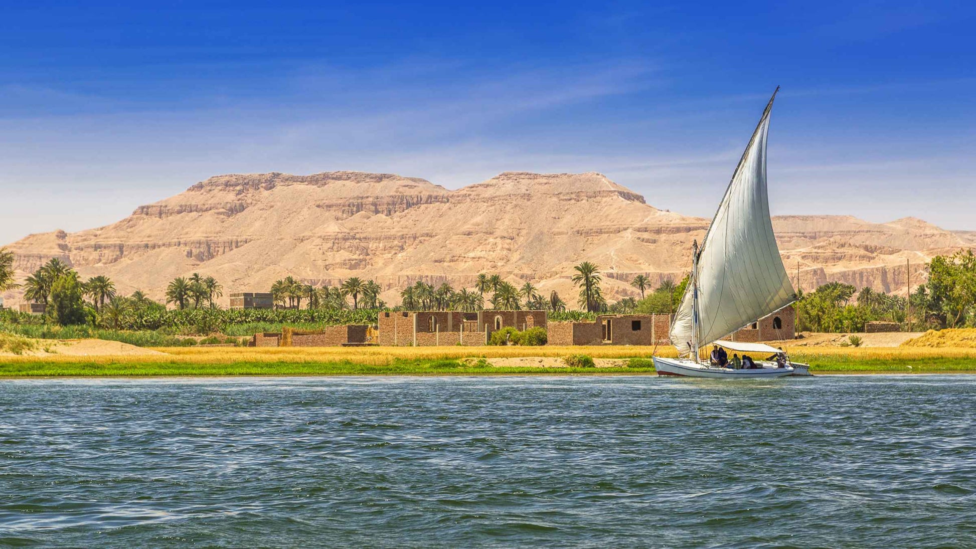 Ancient Wonders Discovery: 5-Day Guided Tour of Cairo, Luxor & Aswan