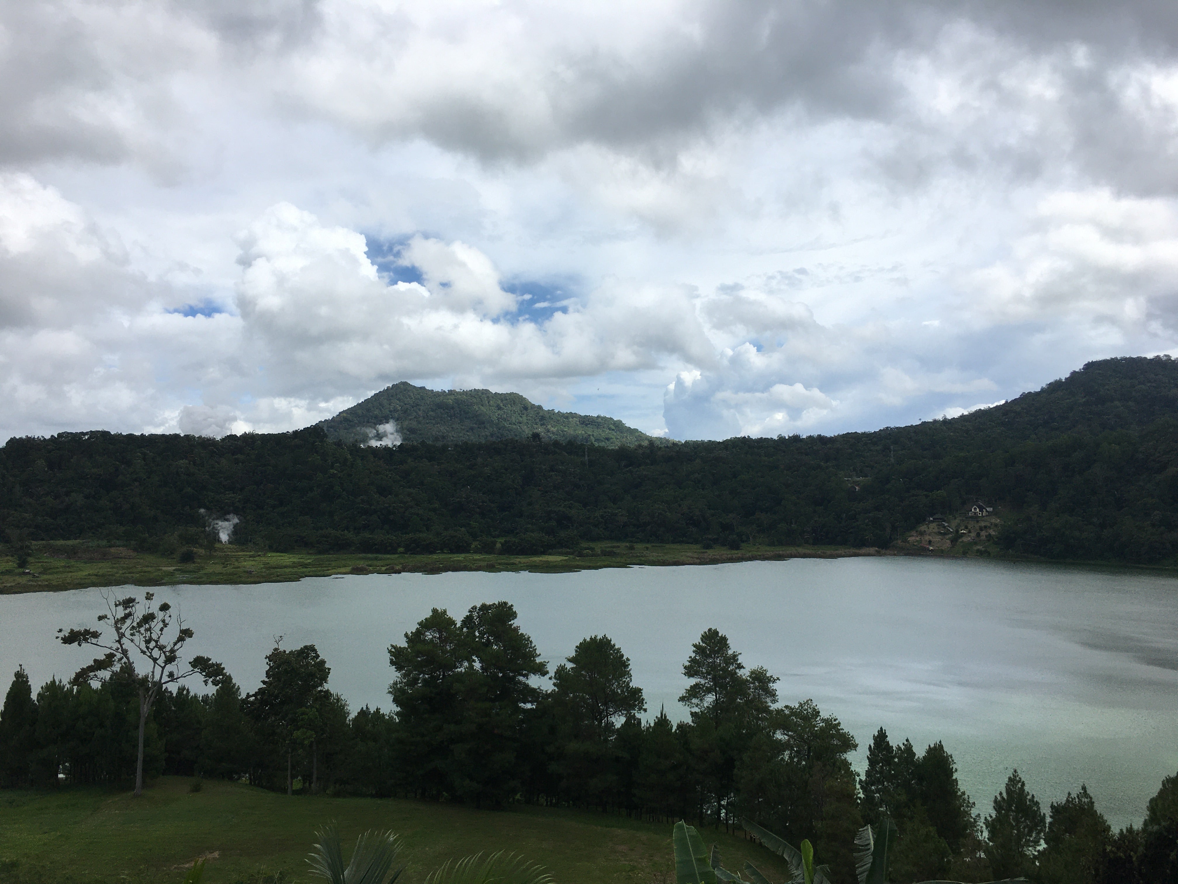 Image of Lake Linow 3D2N: Manado Tour Package with Volcano Lake & Hot Springs