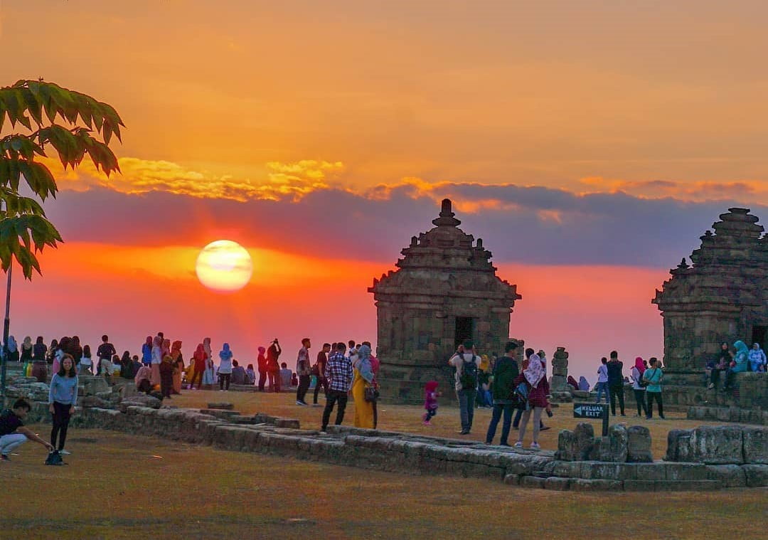 5-Day Jogja Wonders: Caves, Coasts, and Castles