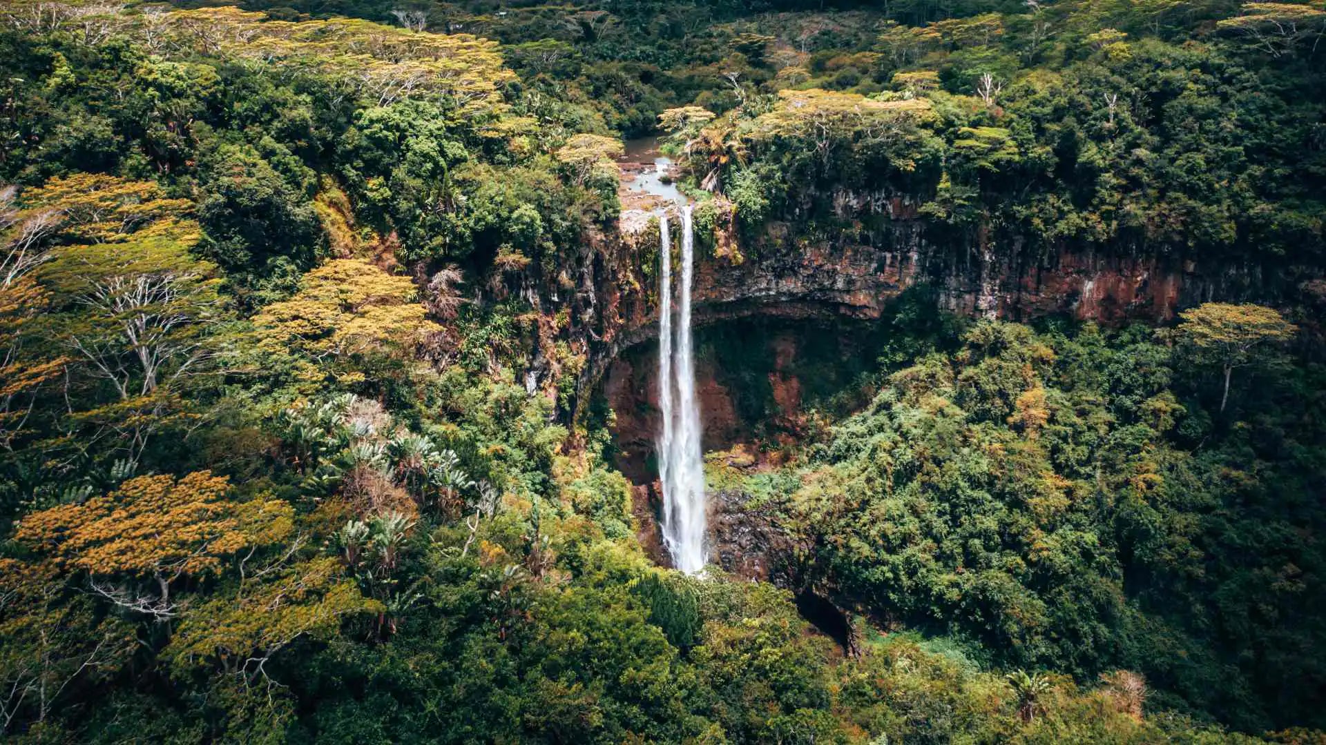 South Tour Mauritius: Volcanoes, Sacred Lakes & Natural Wonders