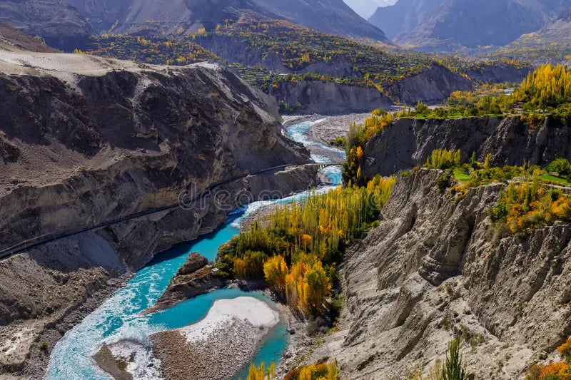 Image of 10D Autumn Pakistan Scenic Tour: Lahore, Islamabad, Naran, Hunza, Skardu