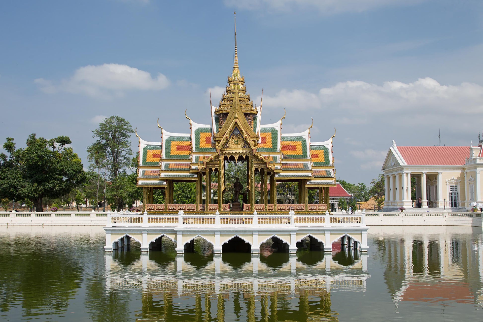 Ayutthaya & Bang Pa-In Palace Tour