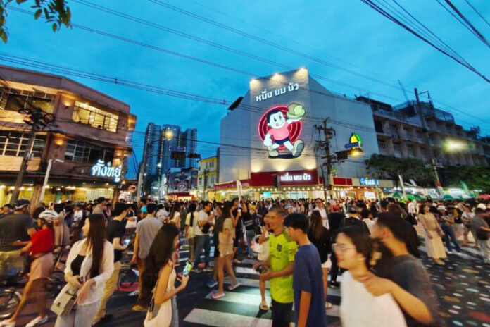 From Street Bites to Skyline Views: Banthat Thong Foodie Walk