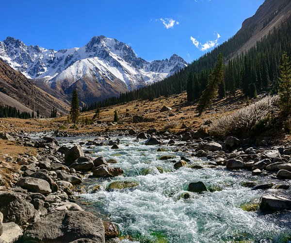 Spirit of the Tien Shan: Ultimate 11-Day Kyrgyzstan Journey