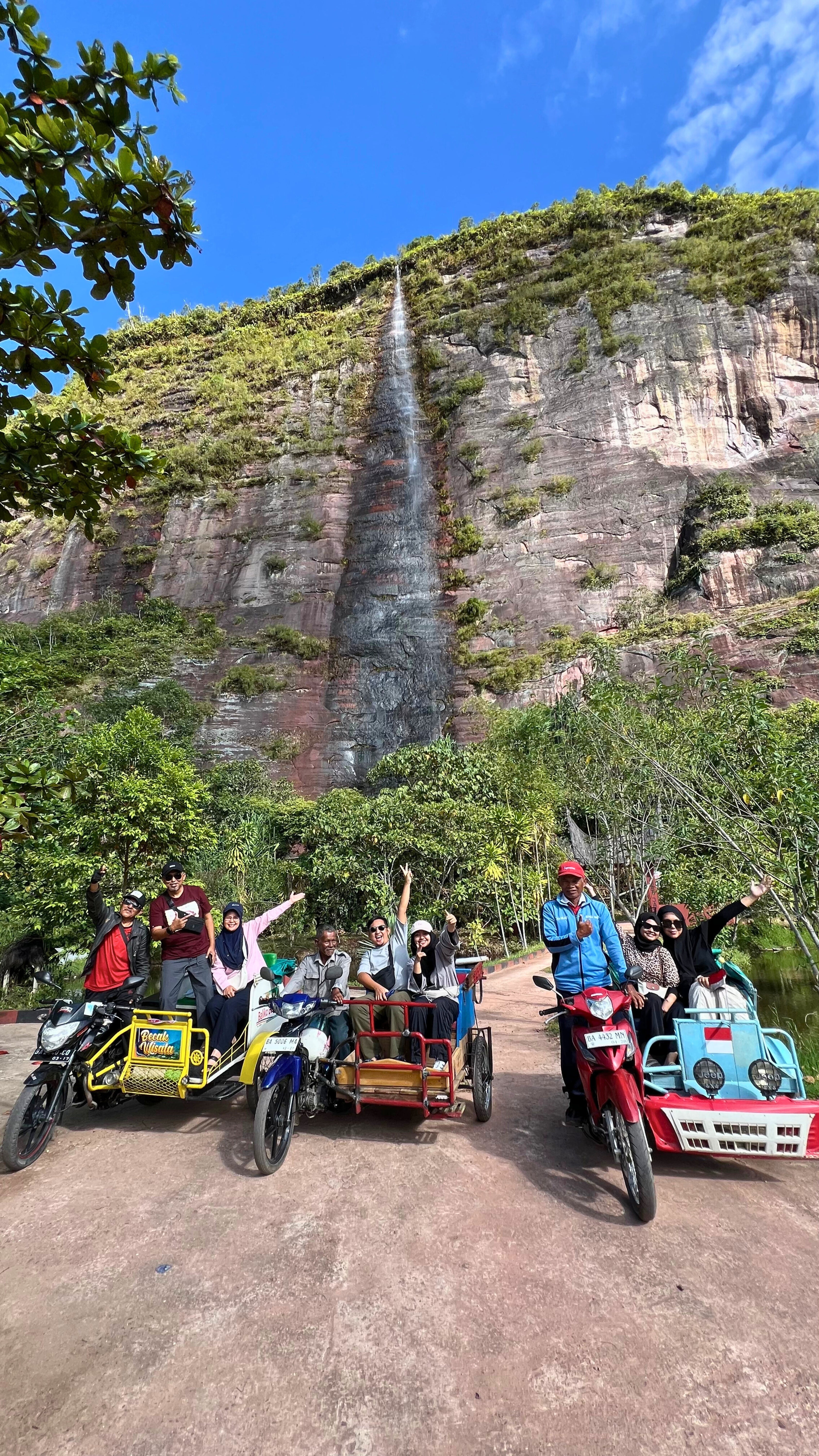 Image of Minangkabau Culture & Nature: 5D4N Pekanbaru–Padang