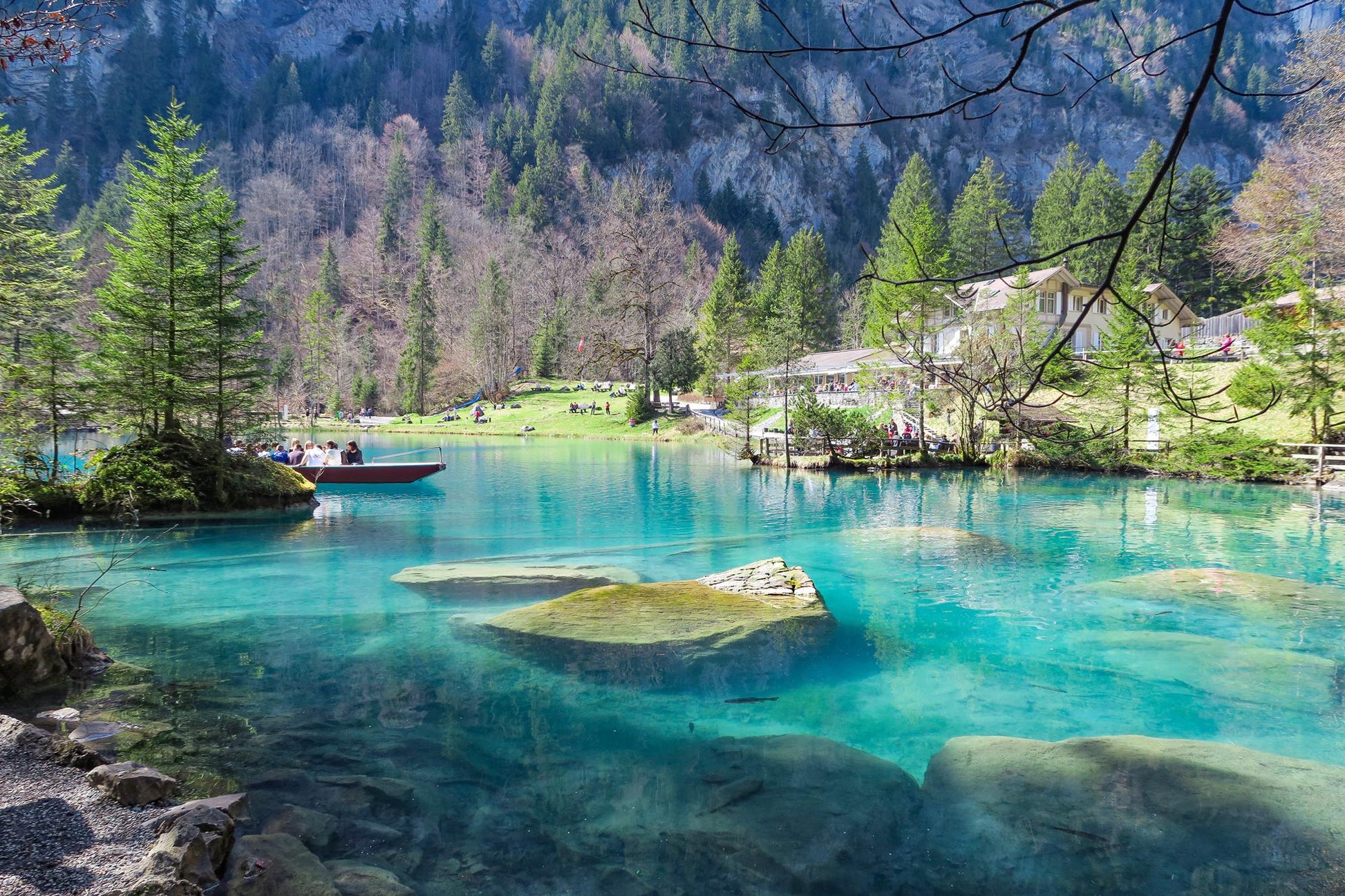 6 Days Grand Swiss Lakes to Milan Fashion Capital Private Tour