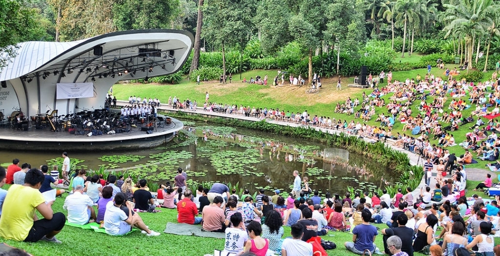 Taste, Heritage & Nature: Singapore’s Signature Walking Tour (Afternoon)
