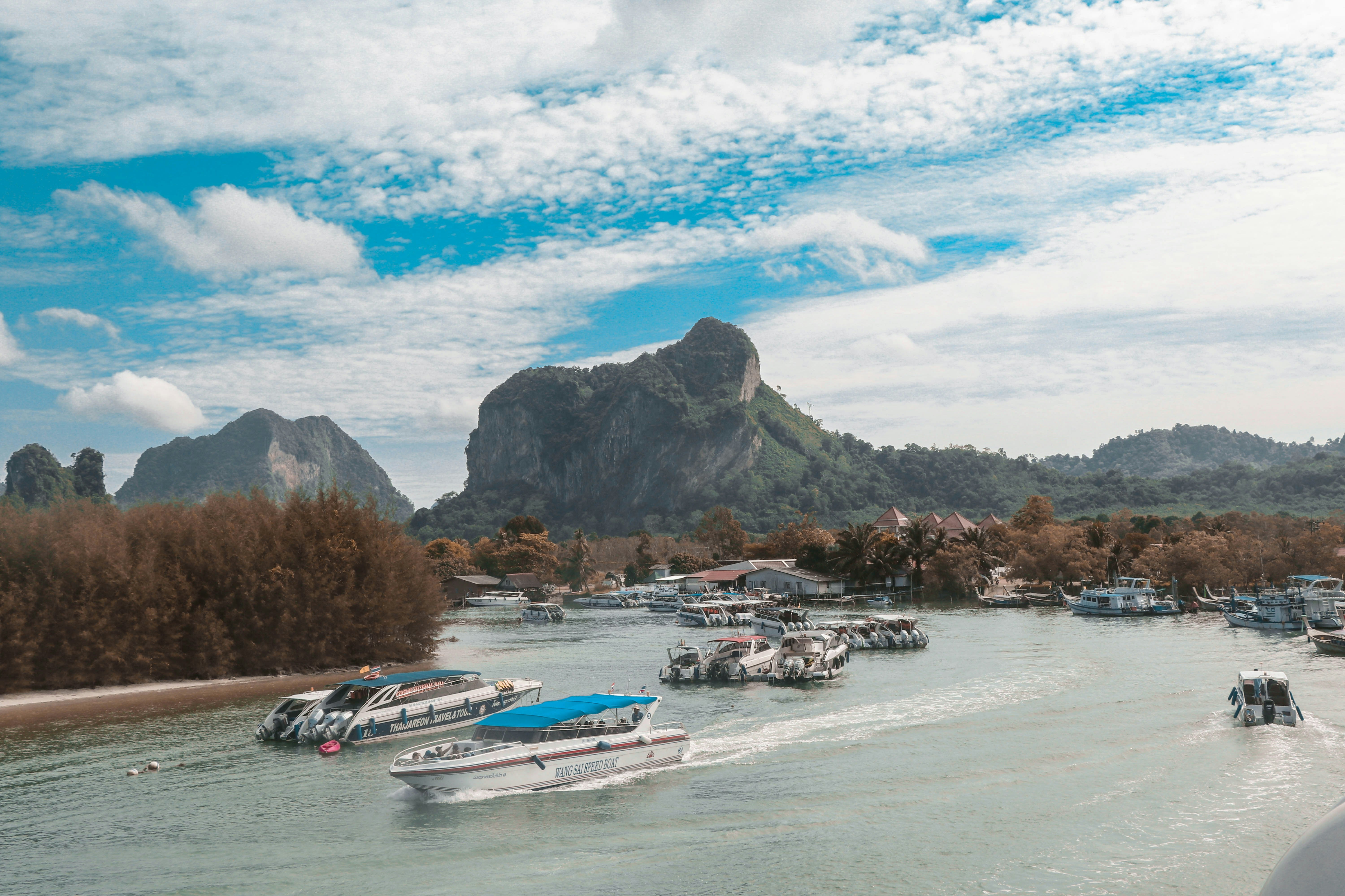 Image of Krabi Full Day Premium Speed Boat 10: 6 Island Hopping Adventure