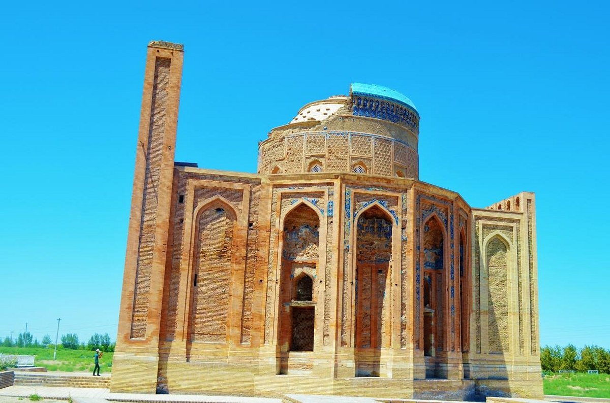 4D From Sacred Minarets to Burning Sands: Discover Turkmenistan’s Timeless Wonders