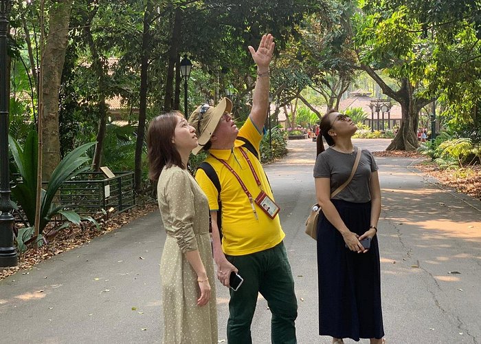 Taste, Heritage & Nature: Singapore’s Signature Walking Tour (Afternoon)