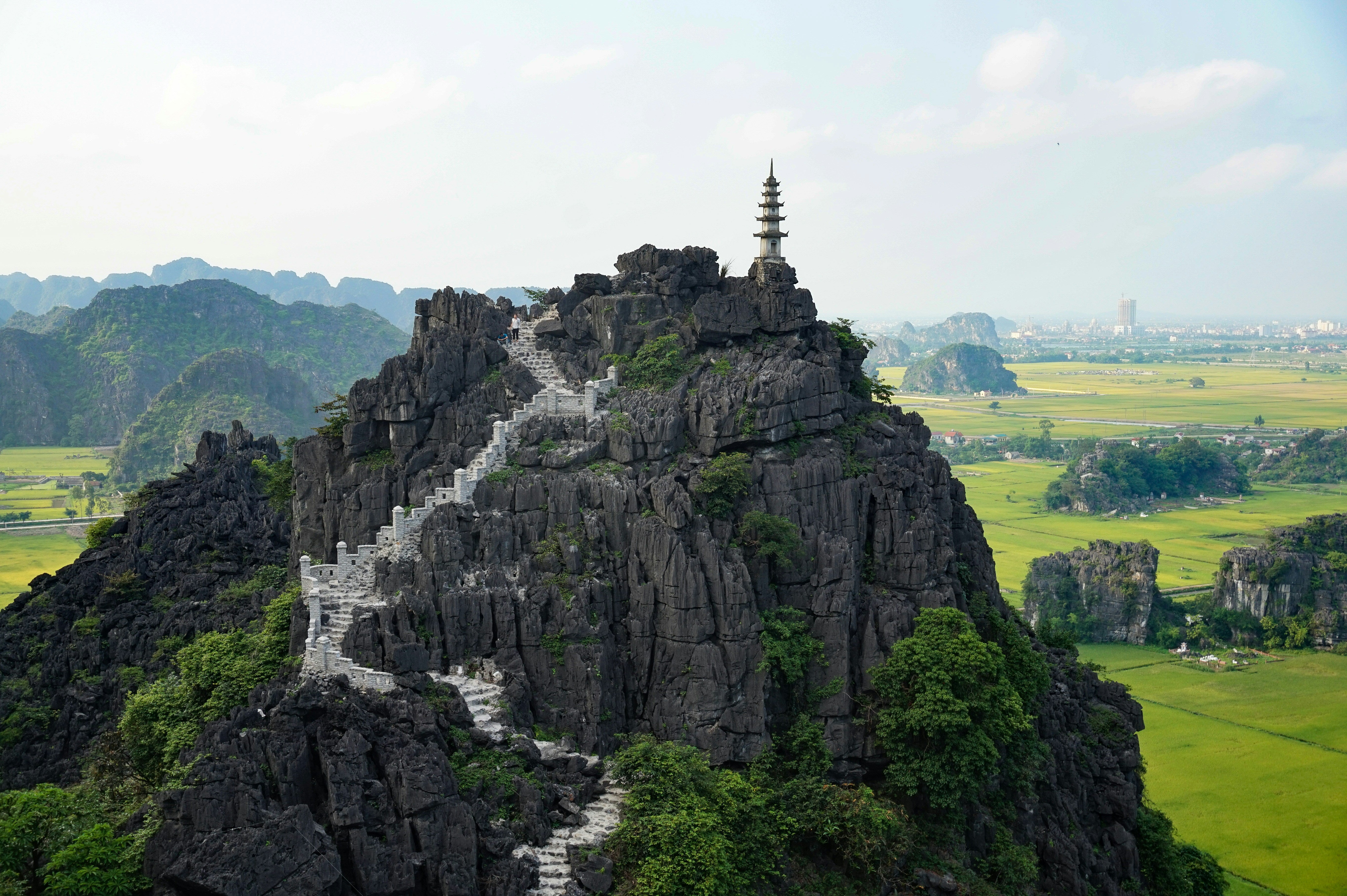 Image of Best of Vietnam 6-Day: Halong UNESCO Bay, Cu Chi Tunnels & Mekong