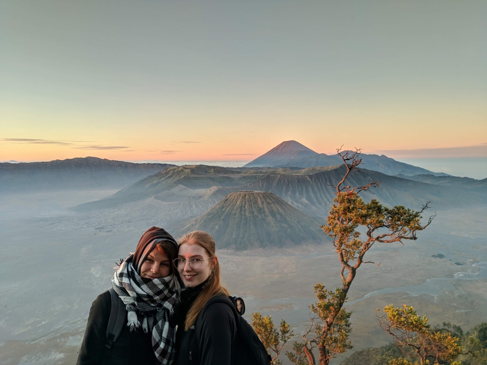 2D Ultimate Mount Bromo and Ijen Blue Fire Tour from Surabaya or Malang