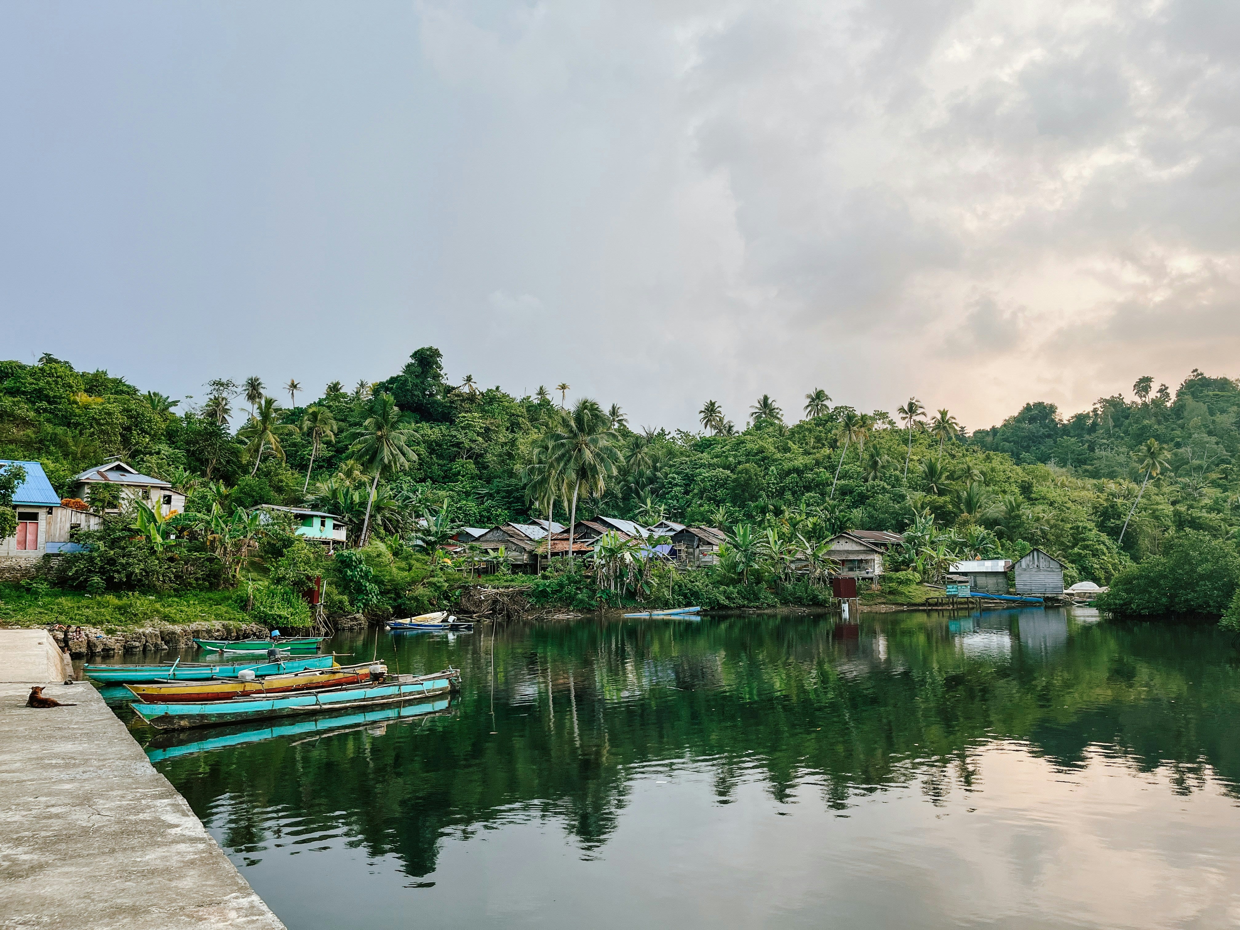 Image of Lake Linow 3D2N: Manado Tour Package with Volcano Lake & Hot Springs