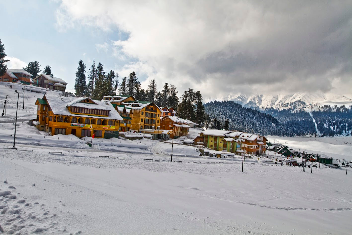 Image of 7D Kashmir & Golden Triangle Tour Package – Delhi, Agra, Jaipur & Srinagar (4* Hotel)