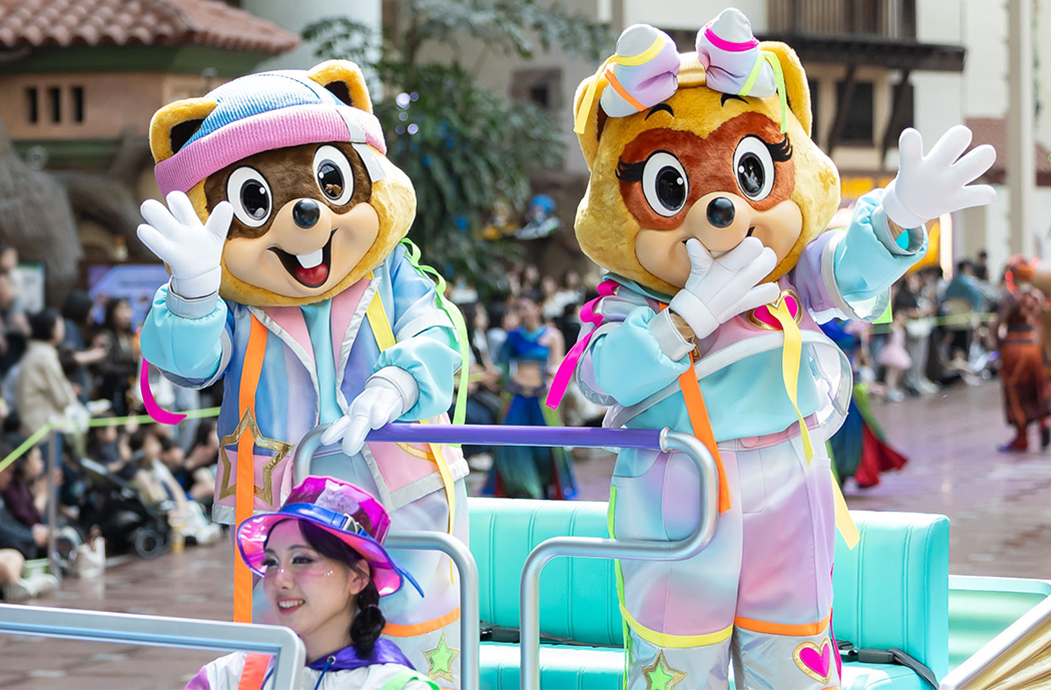 Image of Korea Family Fun Tour: Everland or Lotte World Theme Park (Muslim-Friendly)