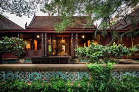 Artistic Escape in the Heart of Bangkok