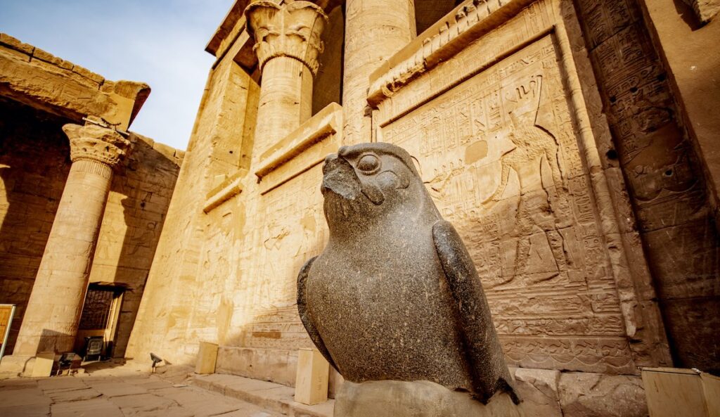 Aswan to Kom Ombo & Edfu Excursion — Nile Temples & Ancient Myth