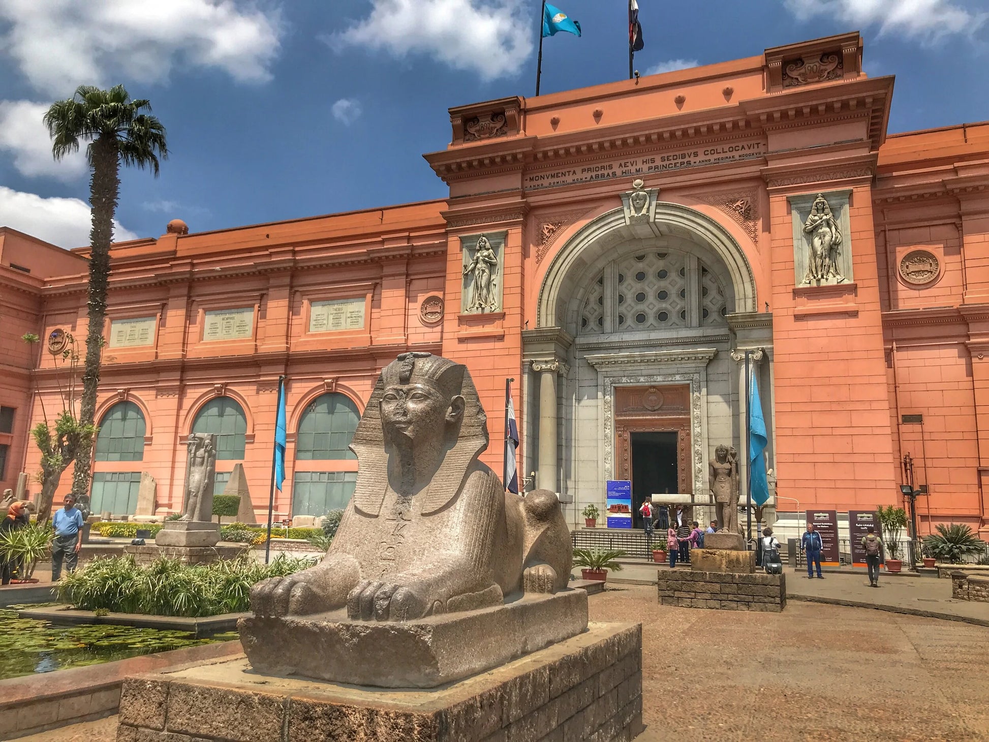 Private Cairo & Luxor Short Break – Giza Pyramids, Karnak, Valley of the Kings