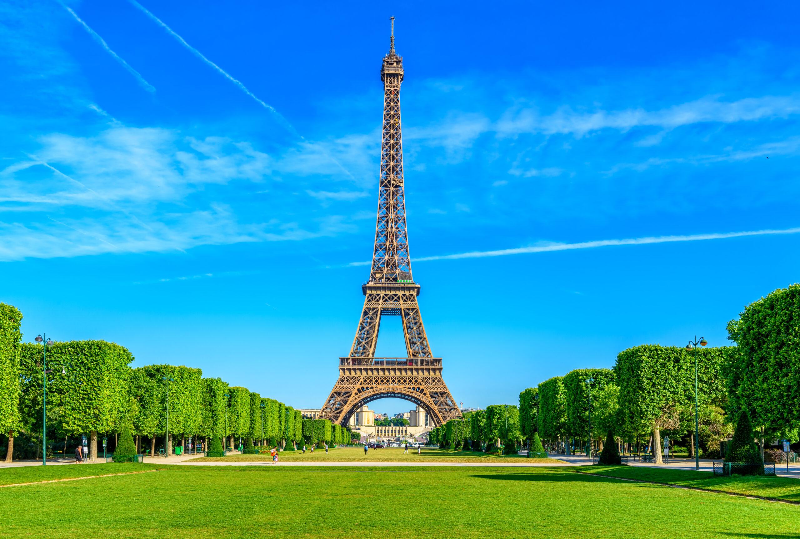 Image of Cultural Wonders of Western Europe: 5 Days in Paris, Brussels & Volendam