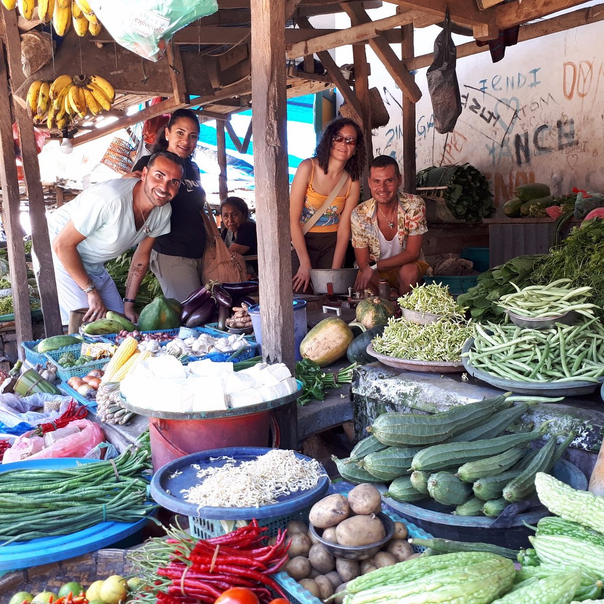 Kelimutu & Wae Rebo Cultural Adventure – 5 Days Flores Island Journey
