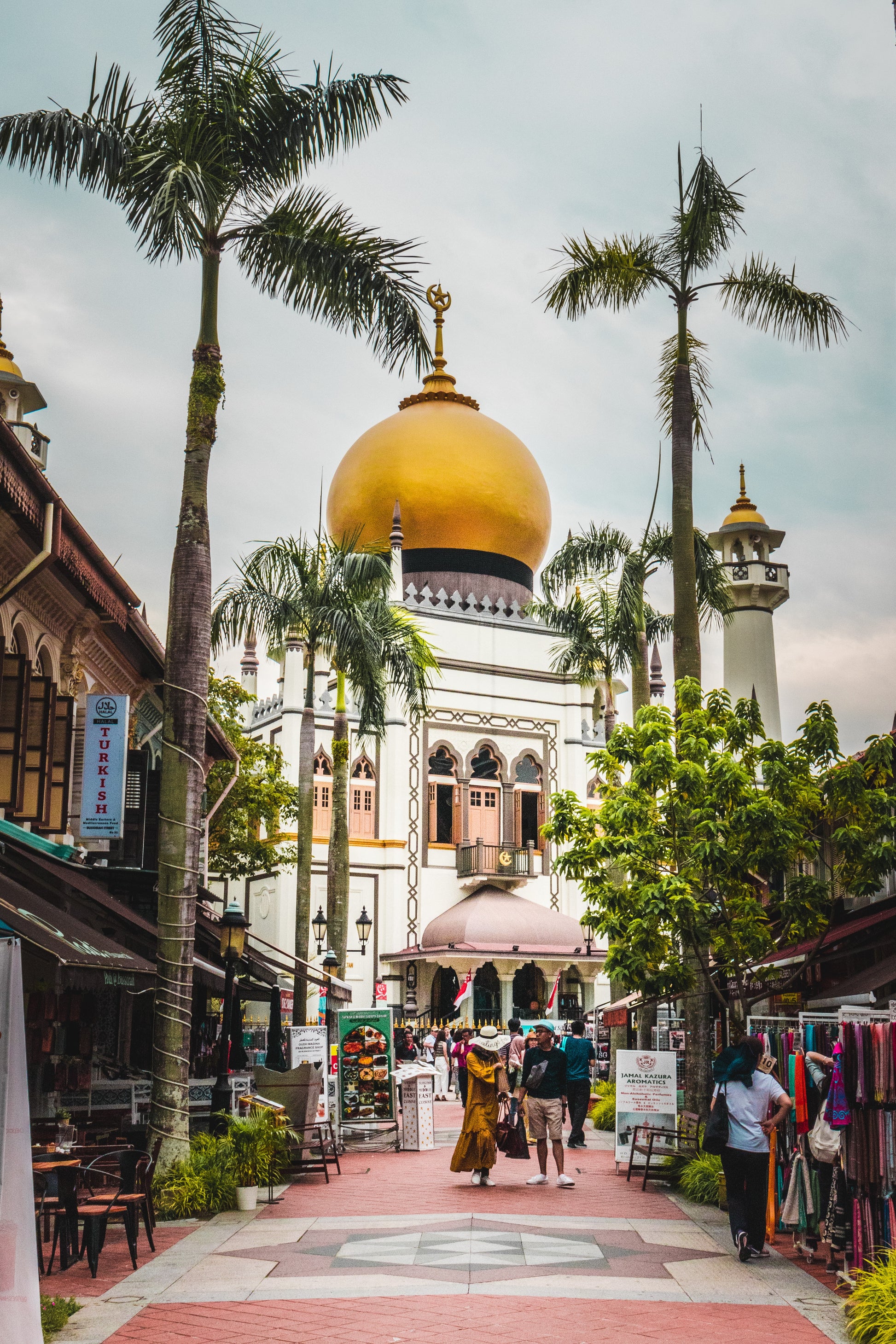 From Heritage Streets to Marina Bay: Singapore City Highlights Walk (Morning)