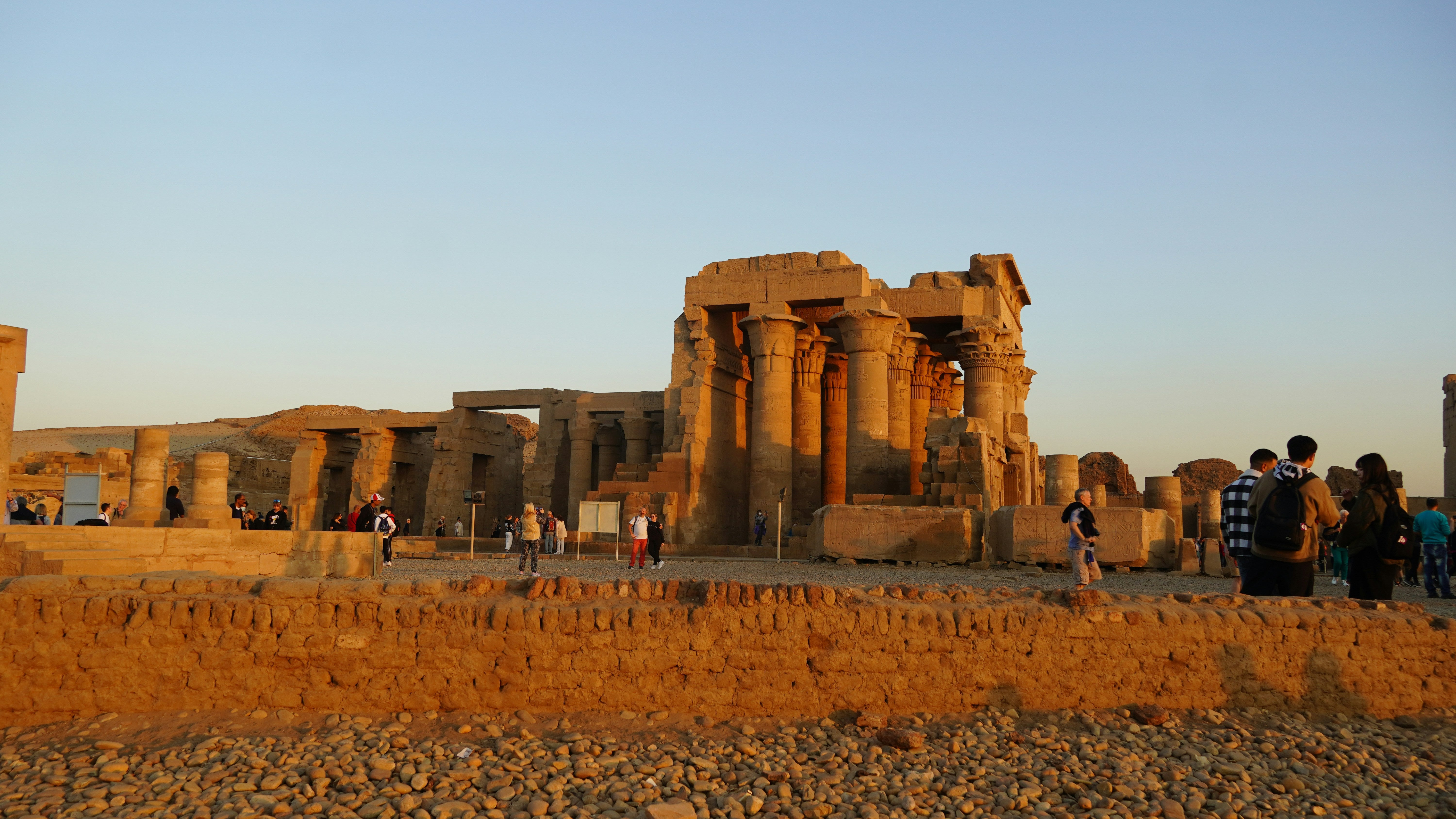 Image of 3-Day Middle Egypt Oases Trip — Hibis Temple, Deir el-Hagar & Bagawat