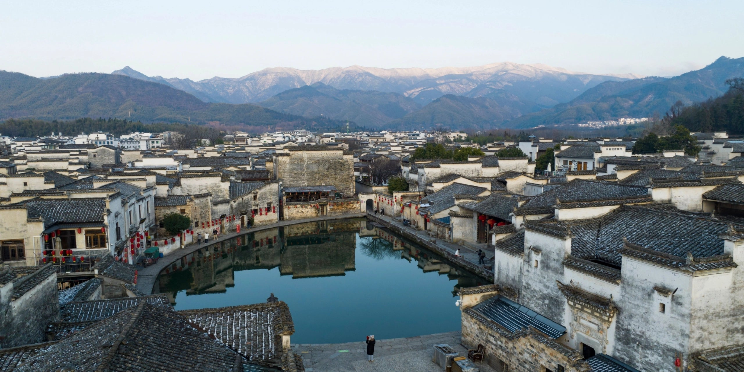 Image of 6-Day Hangzhou, Qiandao Lake & Huangshan Private Tour: Lakes & Mountains Paradise
