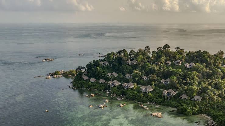 Image of Batam Bintan Weekend Getaway 3 Days Barelang Blue Lake Penyengat Island