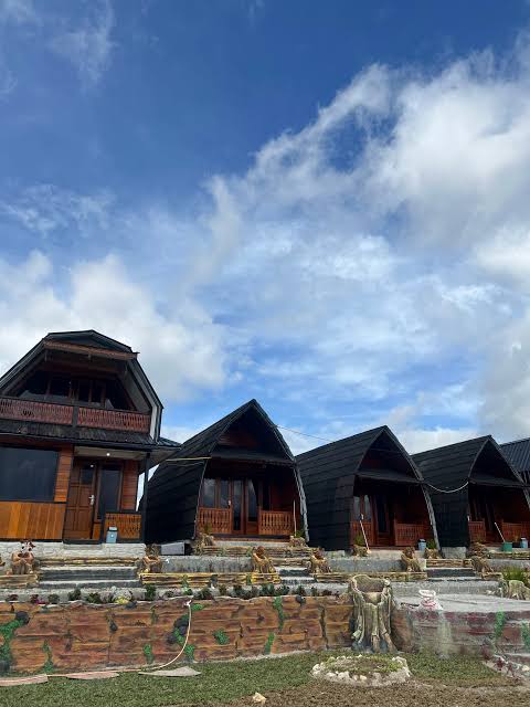Image of Alahan Panjang & Bukittinggi Tour | 4-Day West Sumatra Getaway