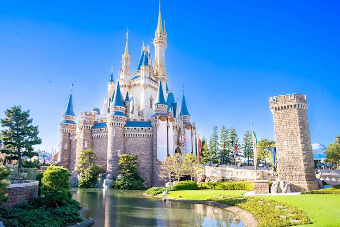 Image of Tokyo Disneyland & Mt. Fuji Tour | 5D4N Muslim-Friendly