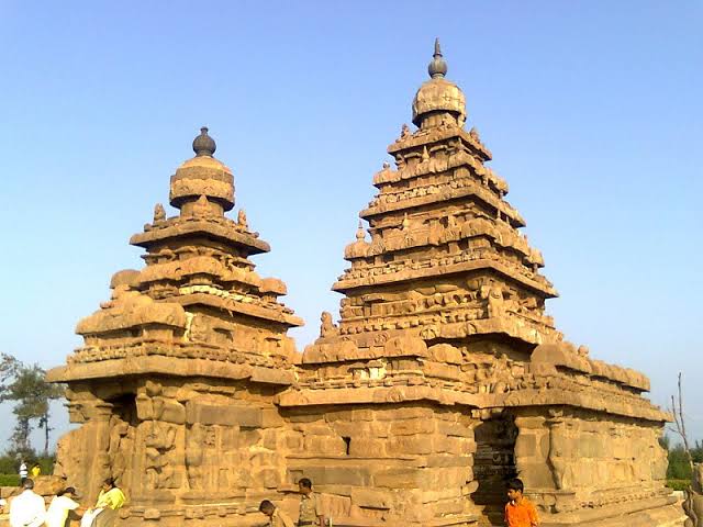 Image of 13D From Dravidian Temples to Kerala Houseboats – A Cultural Escape (5* Hotel)