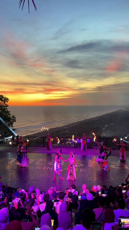 3D Majestic Merapi & Coastal Cliffs Experience